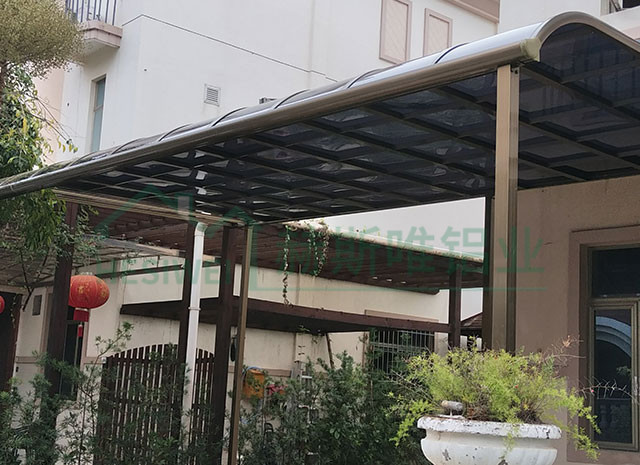 韶關(guān)市碧桂園花地八街七號雨棚 - 卜小姐