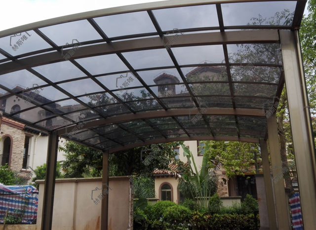 ?？诟涣τ? 何先生