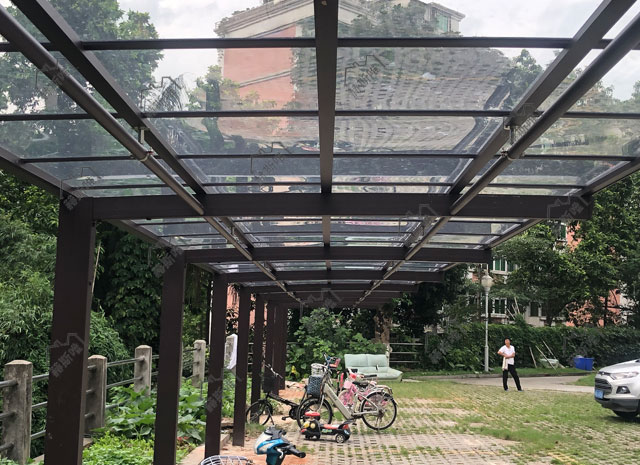 廣州石井鎮(zhèn)軍區(qū)自行車棚