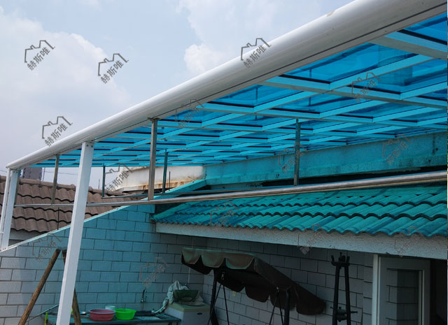 陽臺(tái)窗戶遮陽棚案例1 俞小姐