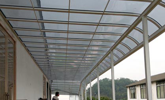 家用鋁合金防雨棚案例實(shí)圖