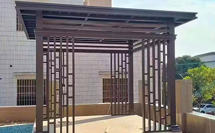 庭院中式?jīng)鐾? /></div>
<div   id="hnb5vvt"   class=